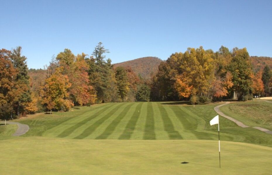 Looking for a great golf experience during your stay at the Country Inn & Suites by Radisson Hotel? Check out the top 7 golf clubs in Boone, NC.
